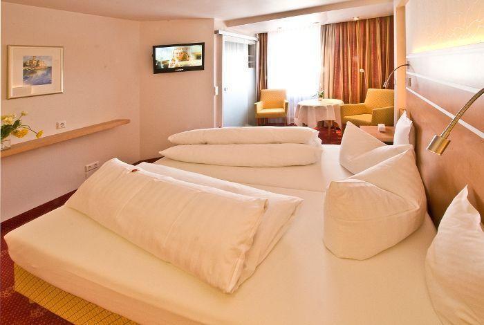 Hotel Engel Langenargen Habitación foto